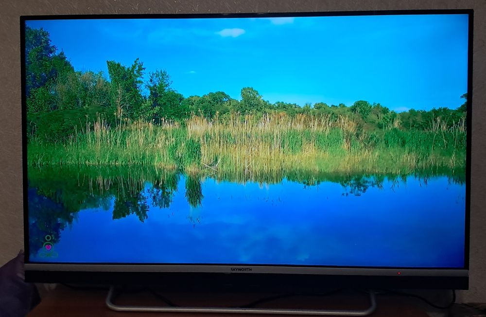Продам телевизор Skyworth  43Q36