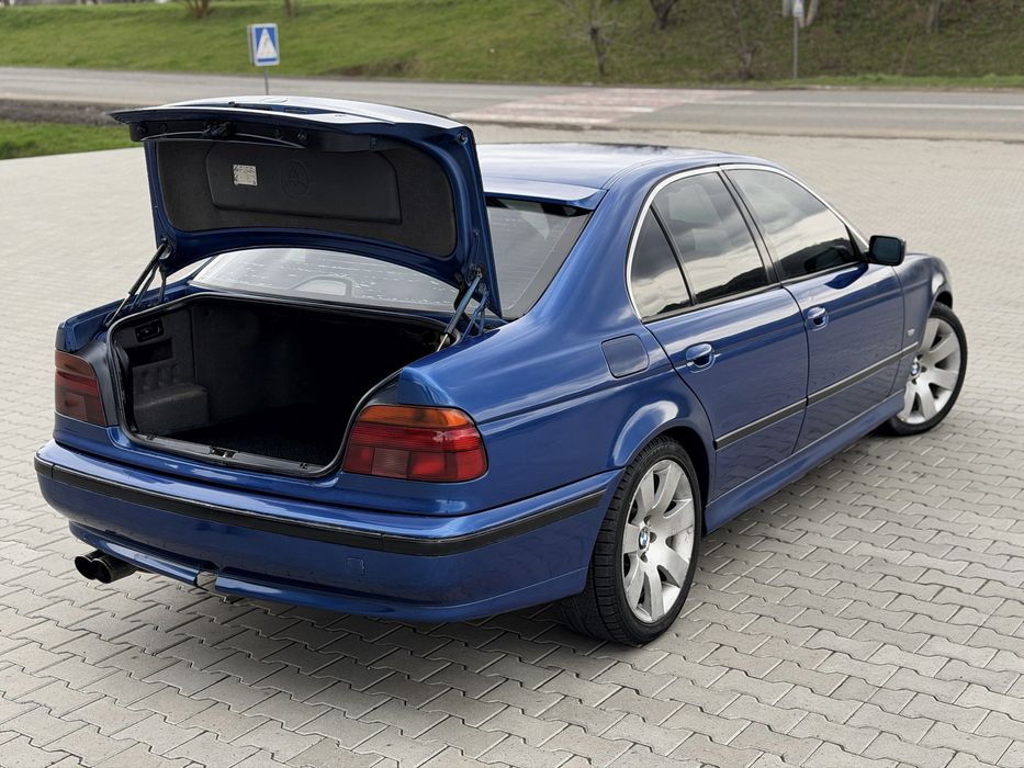 BMW 5 Series E39 M52B20