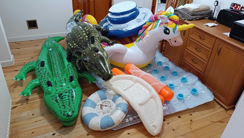 dmuchane zabawki do pływania dla dzieci i dorosłych nowe i uzywane
