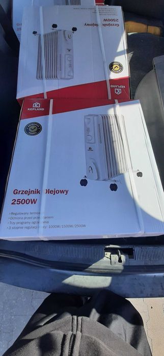 Grzejnik kaloryfer olejowy elektryczny 2500w 11 żeber nowy od ręki