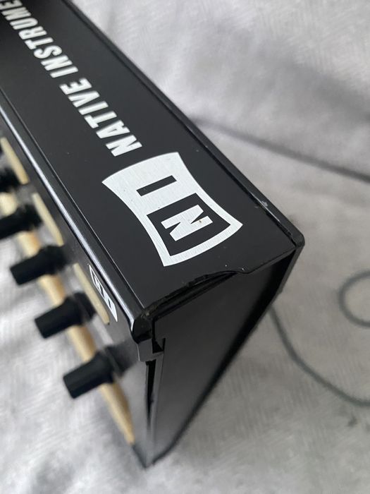 NI Maschine mk2 грувбокс