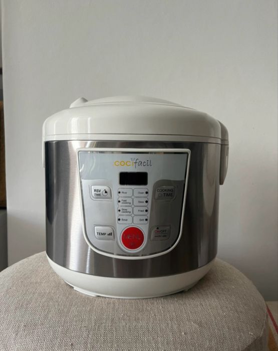 Robot de cozinha tipo Bimby - A estrear