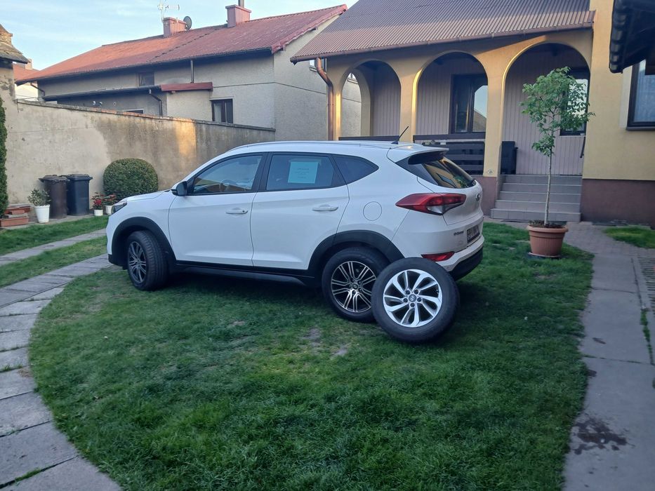 Sprzedam HYUNDAI Tucson 1.6 GDI 132KM 2016 rok