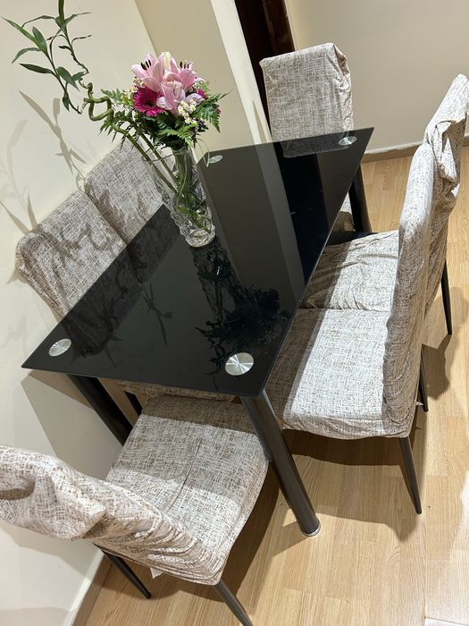 Mesa de jantar 6L