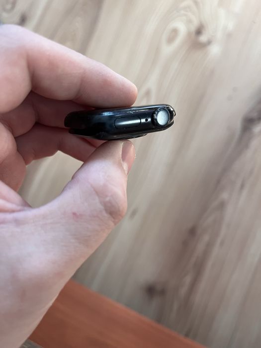 Apple Watch SE 2 (2nd Gen) 40 мм