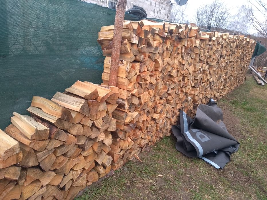 Drewno opałowe oraz kominkowe