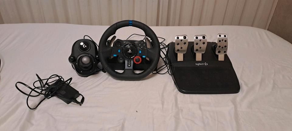 Kierownica Logitech G29 - pełen zestaw, super stan!