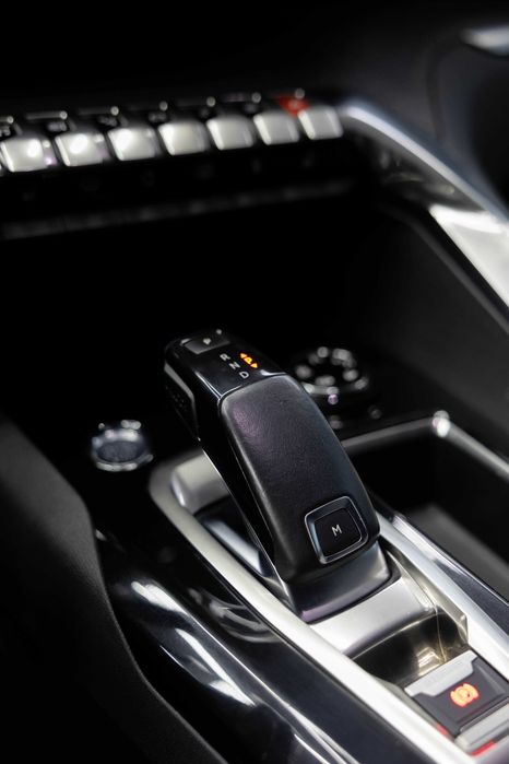 Peugeot 3008 EAT-8 Crossway