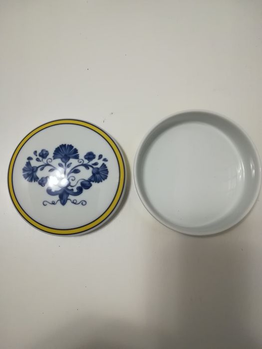 Caixa redonda vista alegre c/caixa