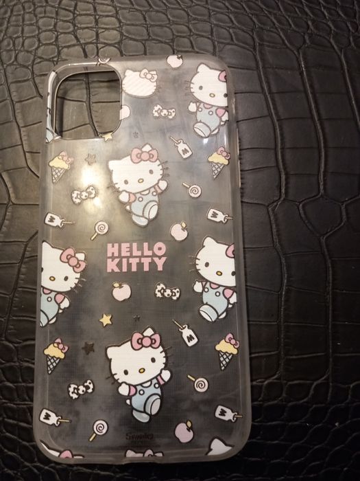 Sanrio Plecki do iPhone 11 Hello Kitty