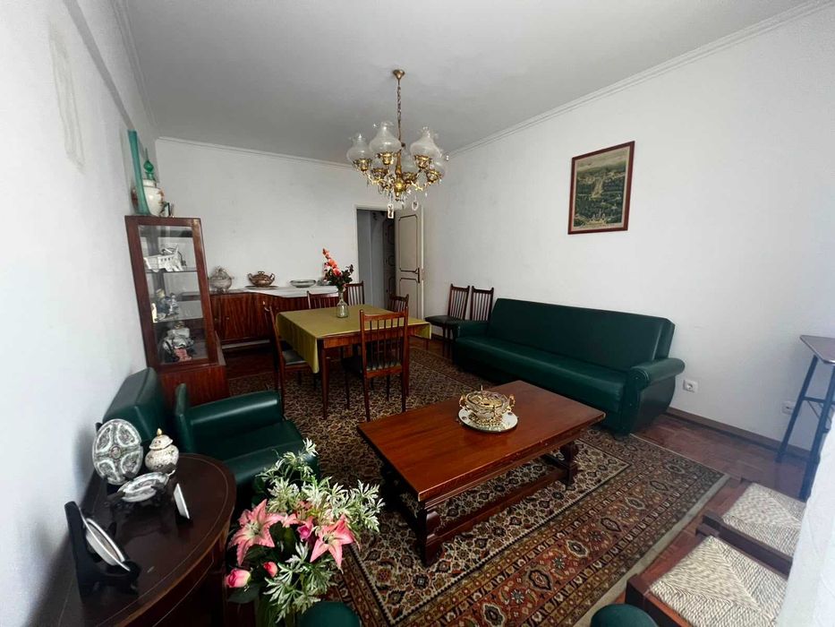 Apartamento T3 na Portela com Garagem