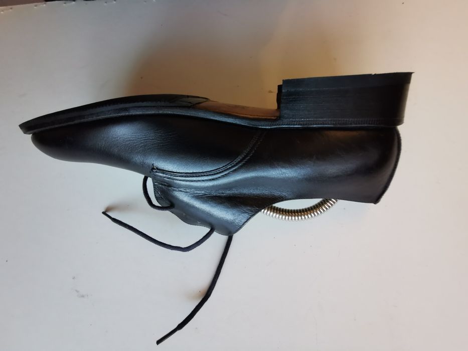 Buty Włoskie Unisex całe 100 % skóra Rozmiar 39