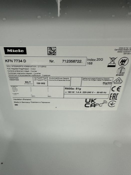 2024р/Вбудований холодильник Miele KFN7734!