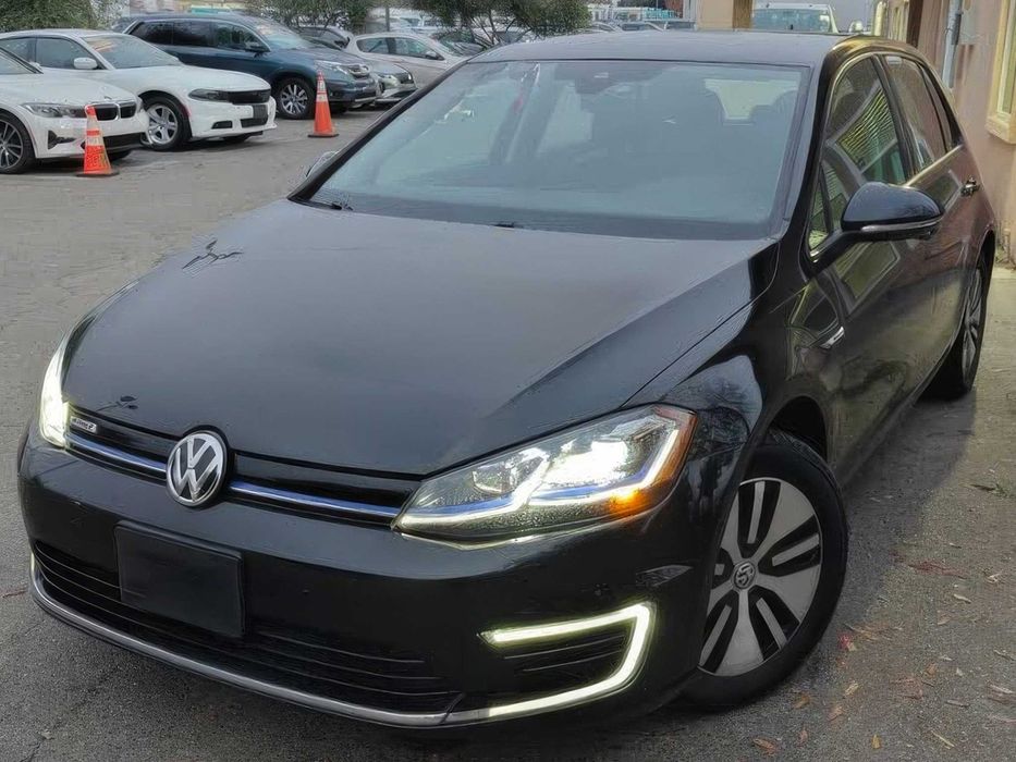 Volkswagen e-Golf SEL Premium      2019