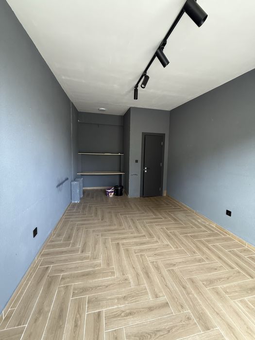 Продаж комерційного приміщеня/Новий район/Жк Олійник