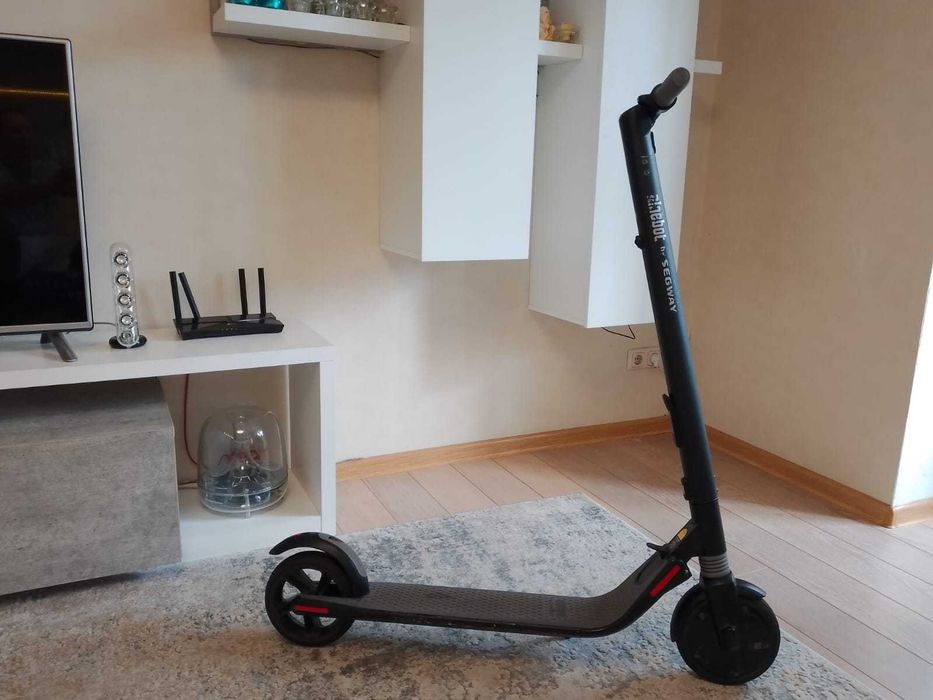 Електросамокат Segway Ninebot ES1