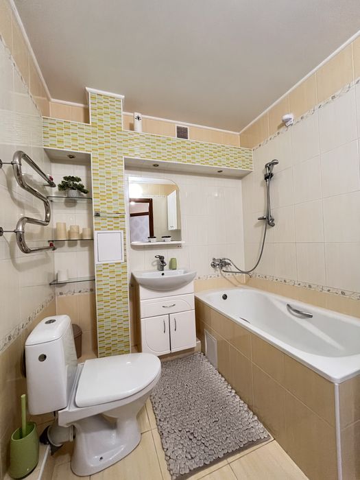 Квартира подобово / Вишенька /