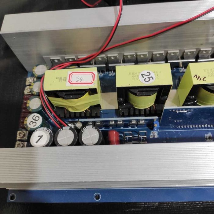 Інвертор 2кВт 24В синусоїда