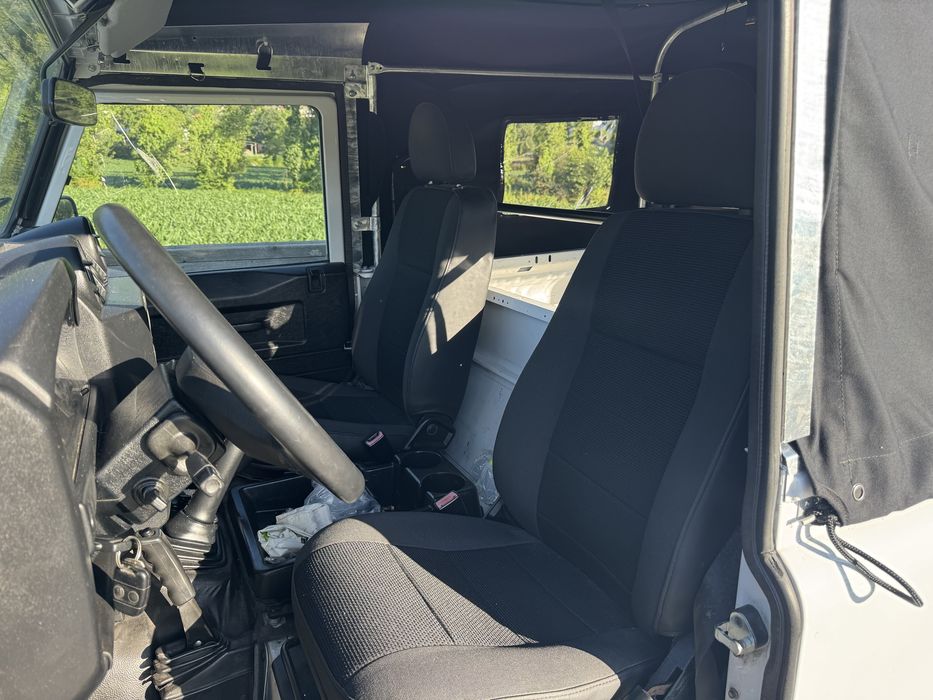 Land Rover Defender 110 soft-top nacional 2013