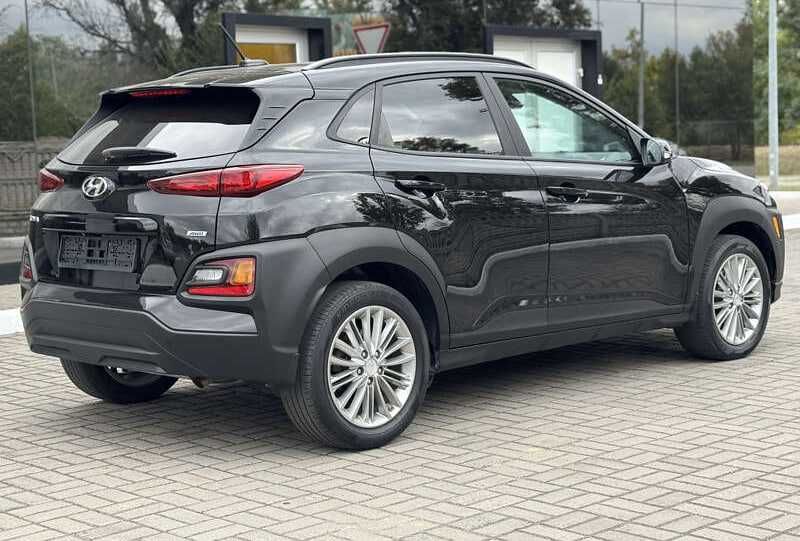 Hyundai Kona SEL