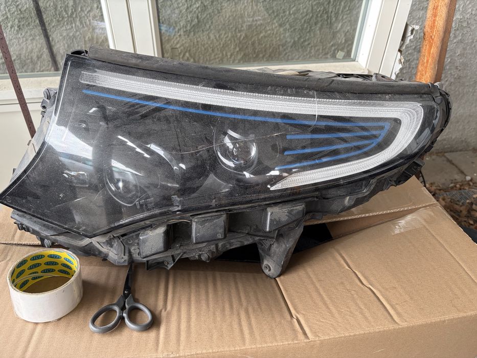 Фара Mercedes A2939067500