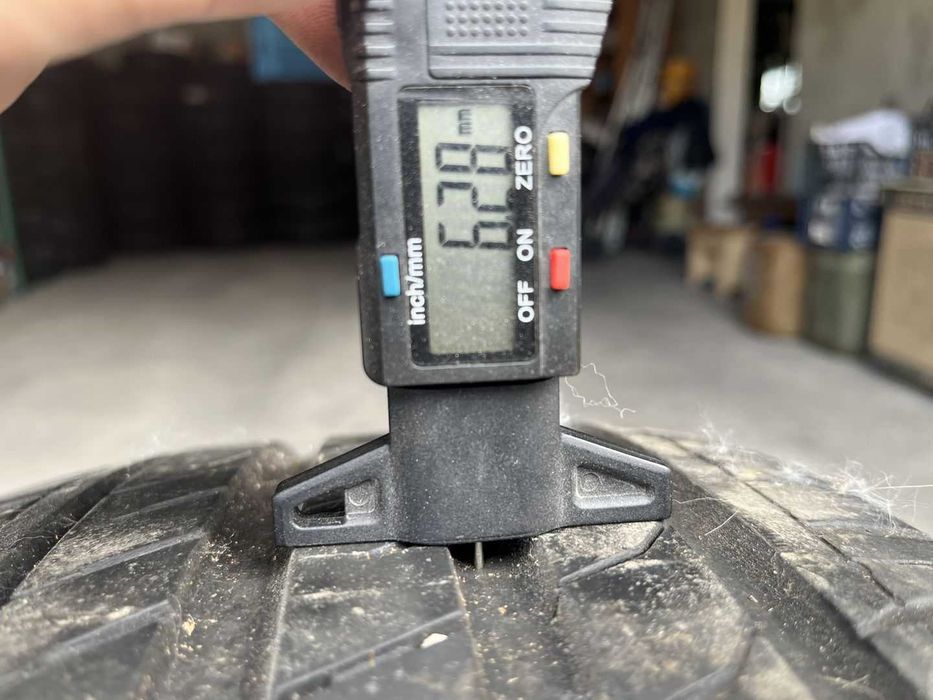 Шини літні 235/50 R18 Nexen N fera su1
