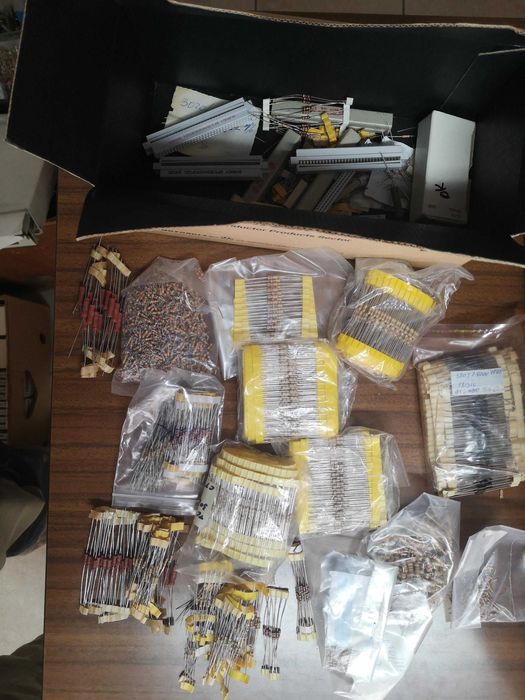 Various Electronic Components (Partial or Full Sale)64172209378819121