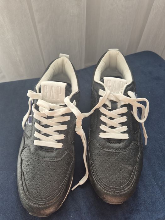 Sneakers GAP męskie 41