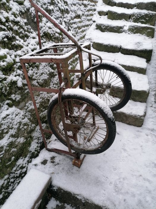 Sprzedam wózek transportowy