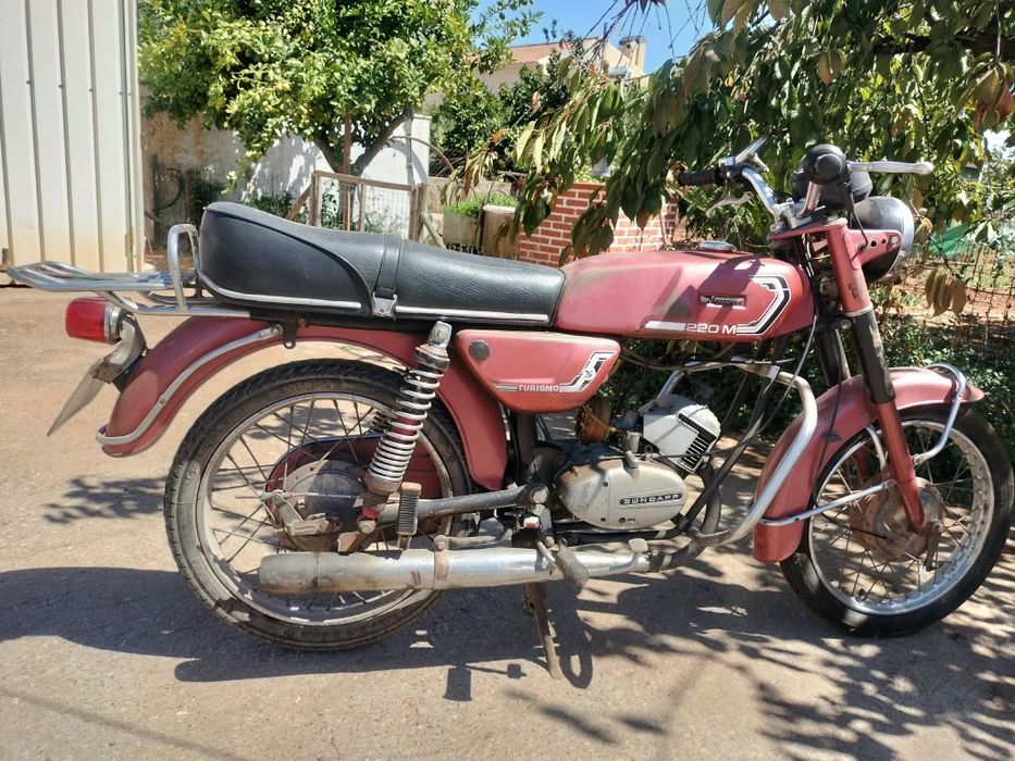 Moto clássica 50cc