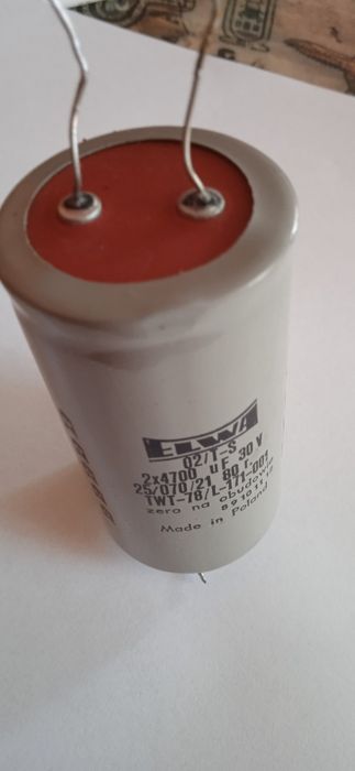 Kondensator elwa 2x4700uF do wzmacniacza