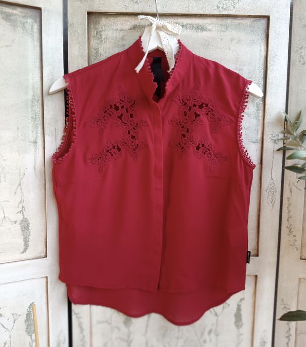 M biust 46x2 czerwona bluzka z haftem Boho guipure pom pom