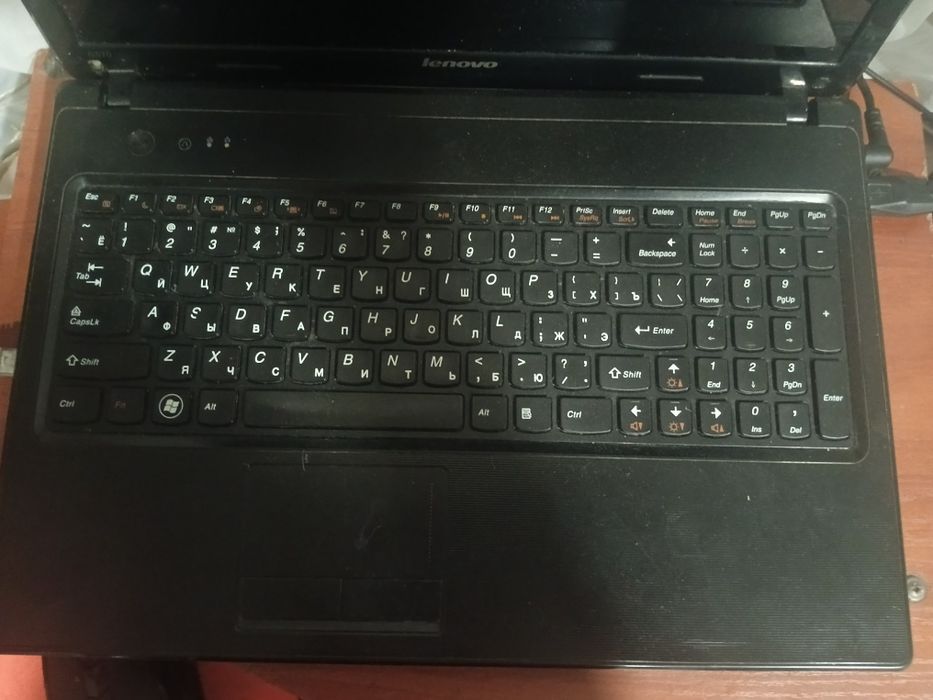 Продам ноутбук lenovo