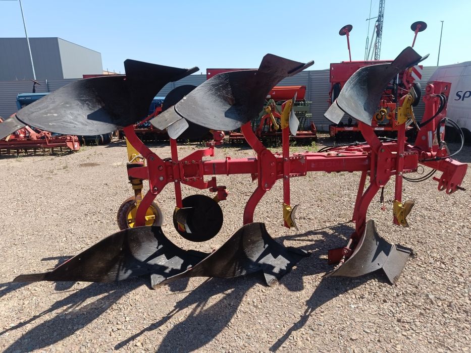 Pług Obrotowy Pottinger Vario