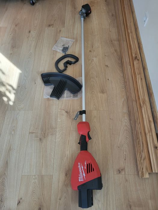 Тример milwaukee 3006 m18 2 шт. Fuel