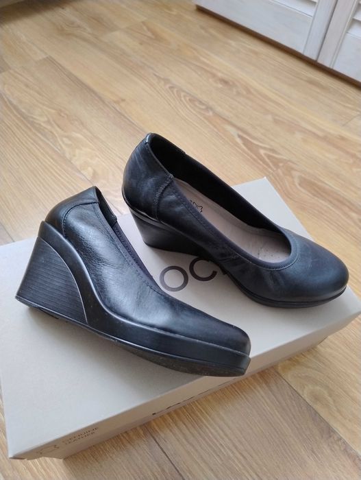 Sprzedam buty damskie