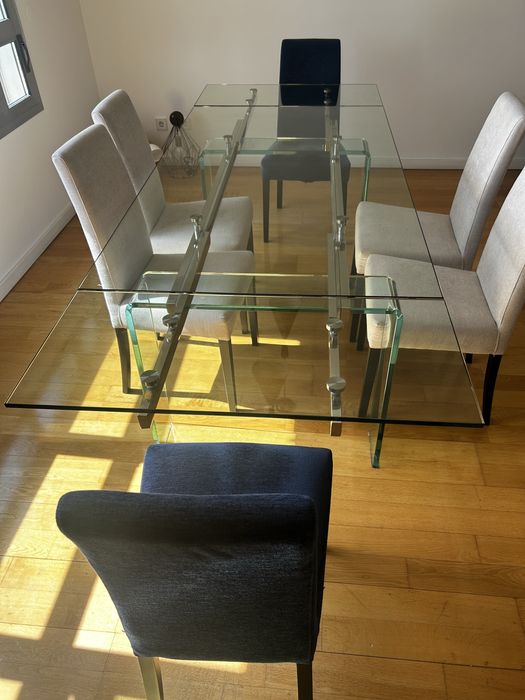 Mesa de Jantar em Vidro Temperado 6 Lugares – Excelente Estado