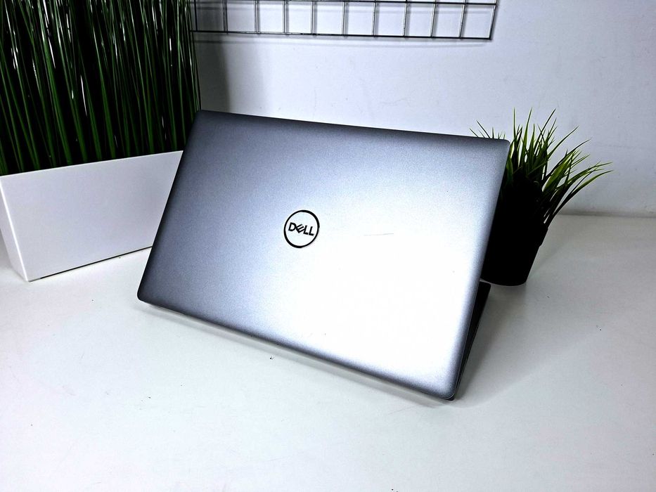 Laptop Dell Latitude 5520 i5-1145G7 16 GB 256 GB SSD 15,6" IPS matowy