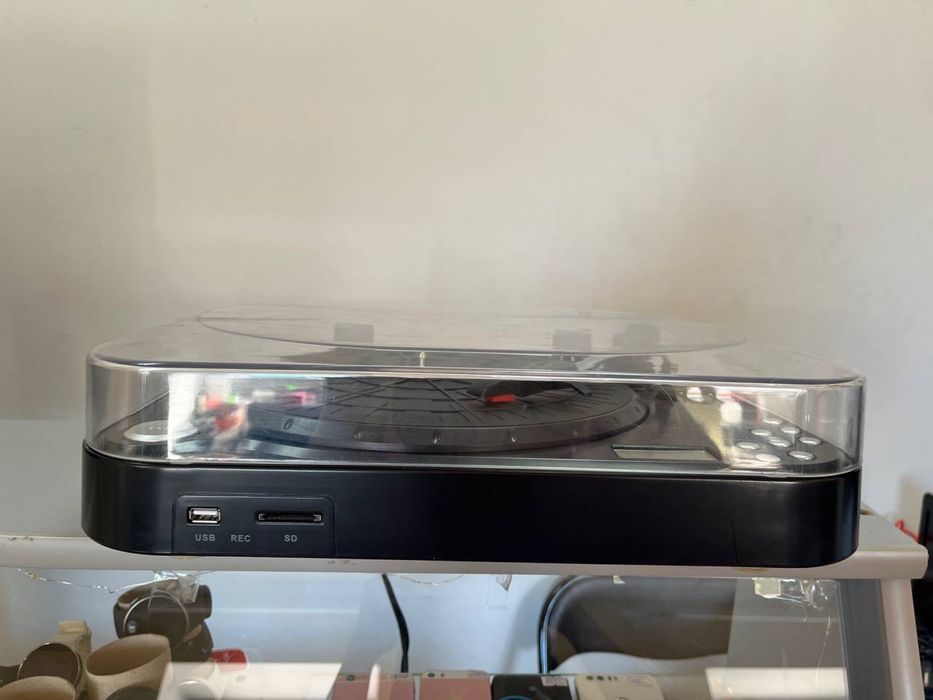 Вініловий програвач Lenco L-71