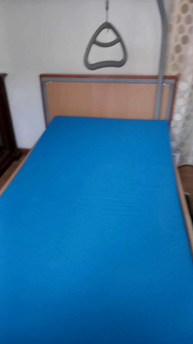 Cama Articulada Eléctrica Medley Ergo, Colchão Antiescaras e Sobre Col