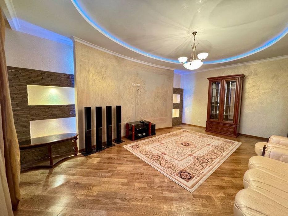 Продаж укомплектованої 3к квартири з якісним ремонтом