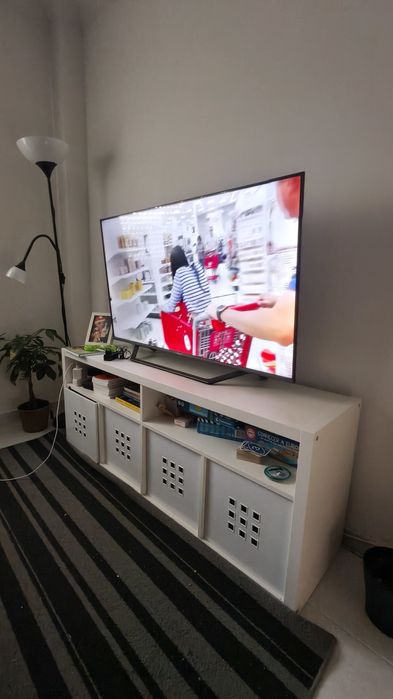Móvel TV Kallax branco + caixas rígidas