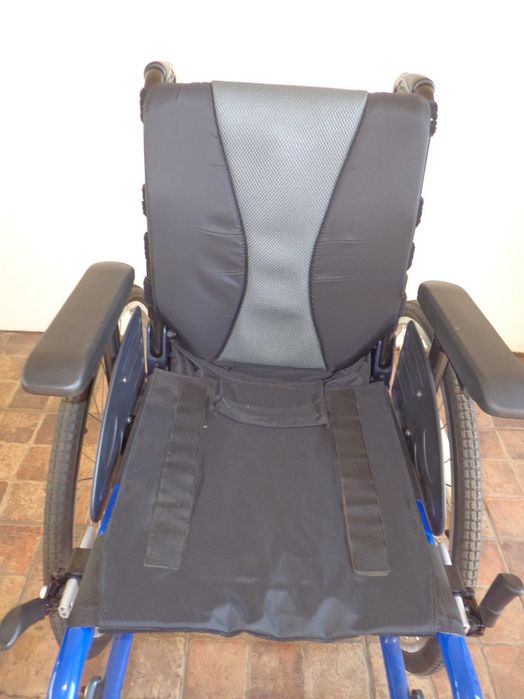 Cadeira de rodas normal não dá para fechar + Kit motorizado