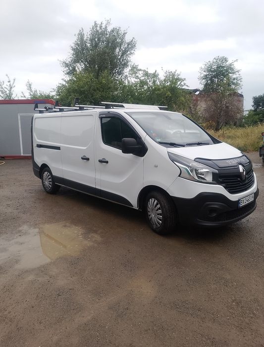 продам авто Рено трафік 1.6. дизель механічна коробка передач