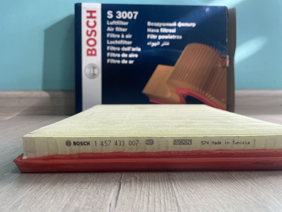 Продам воздушний фільтр Bosch