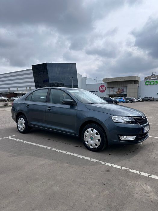 Продам  Skoda Rapid  2017 год 1.2 tsi