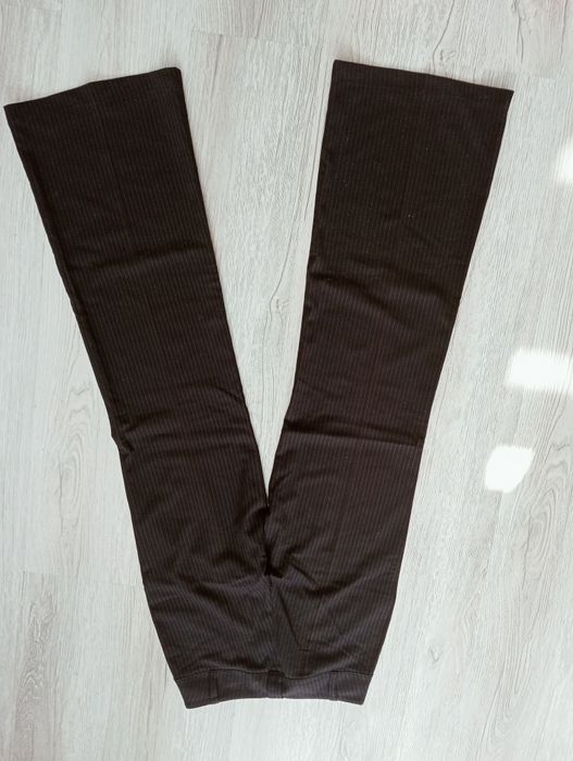 Nowe spodnie dzwony 36