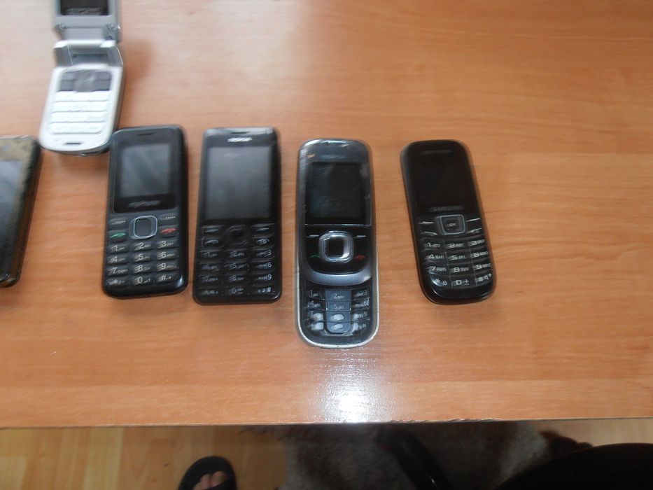Stary telefon komórkowy