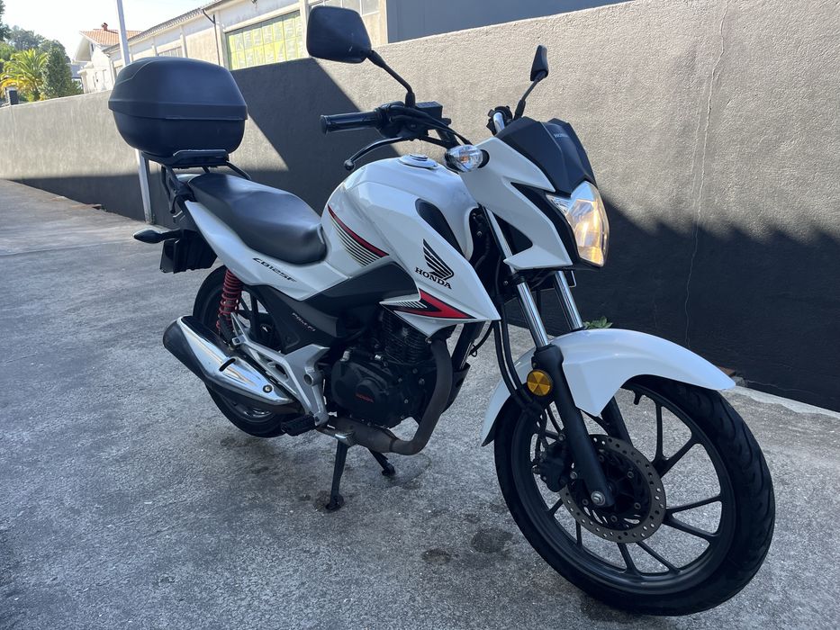 Honda CB125F - 125cc - Top Case