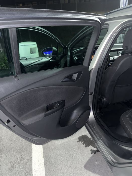 Opel Astra Sports tourer